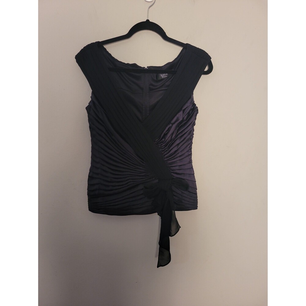 Tadashi Collection Black Satiny Silk Pleated V-neck Top Sz 8